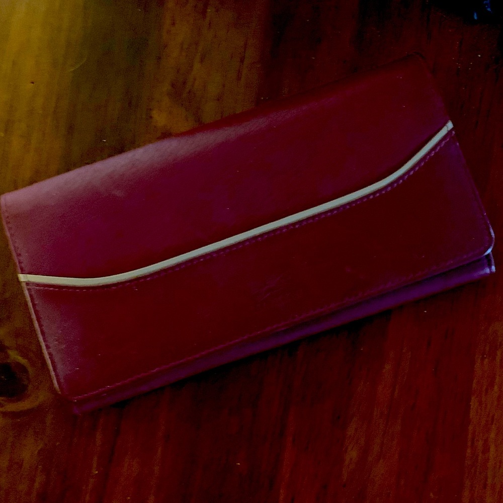 A new wallet MANCINI leather burgundy with tan lining